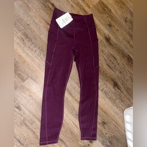 NWT Fabletics Maroon Oasis Leggings